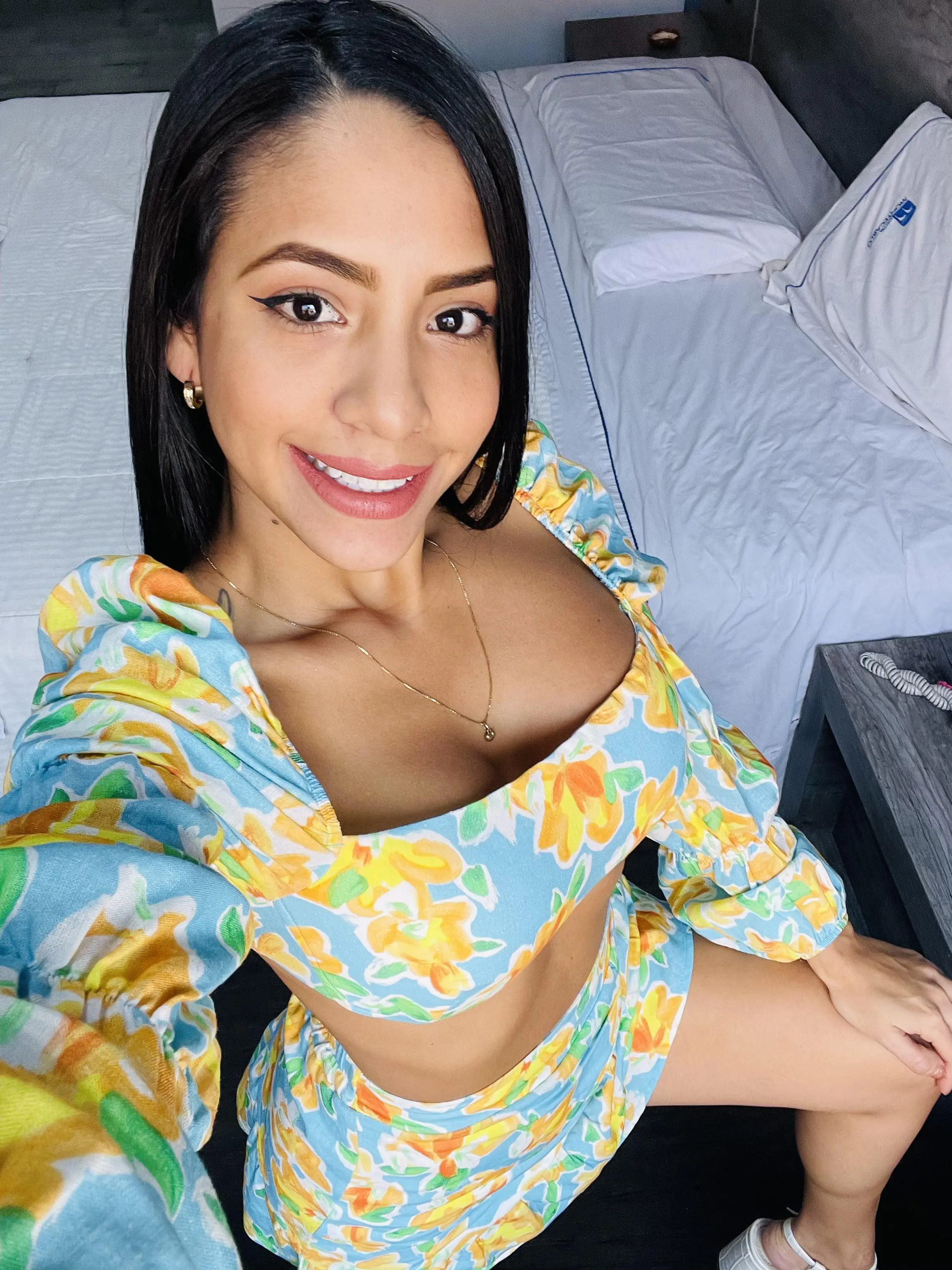 I’m ONLINE to make a custom video for you, Let’s play together I’d love to please your fetishes KiK> camillebrowning [Rate] [Pic] [Vid] [Cam] [Sext] [Gfe] Vanilla. DETAILS IN COMMENTS