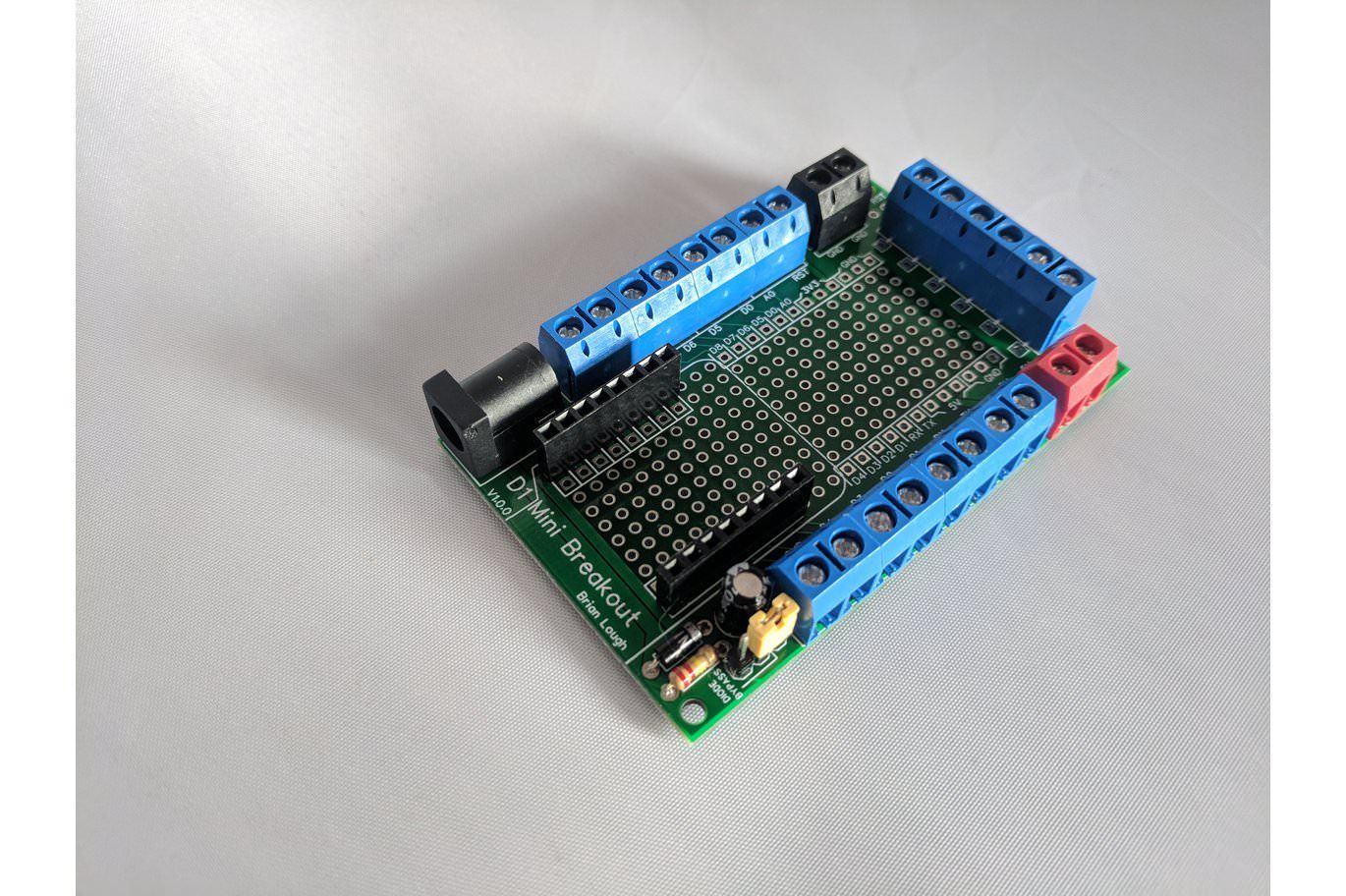 I made a screw terminal breakout board for a wemos D1 mini Scrolller
