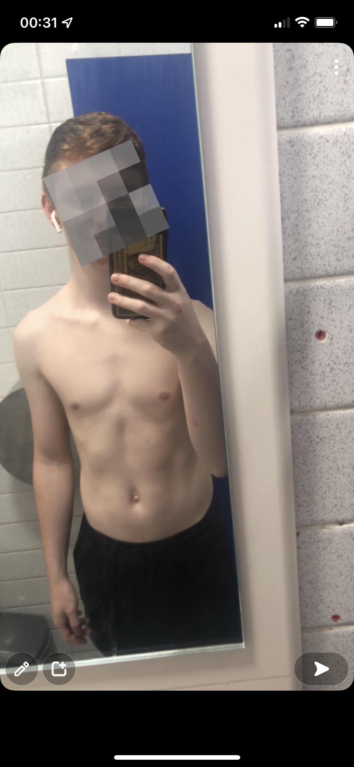 I needed to strip a little bit at work 😈 Scrolller