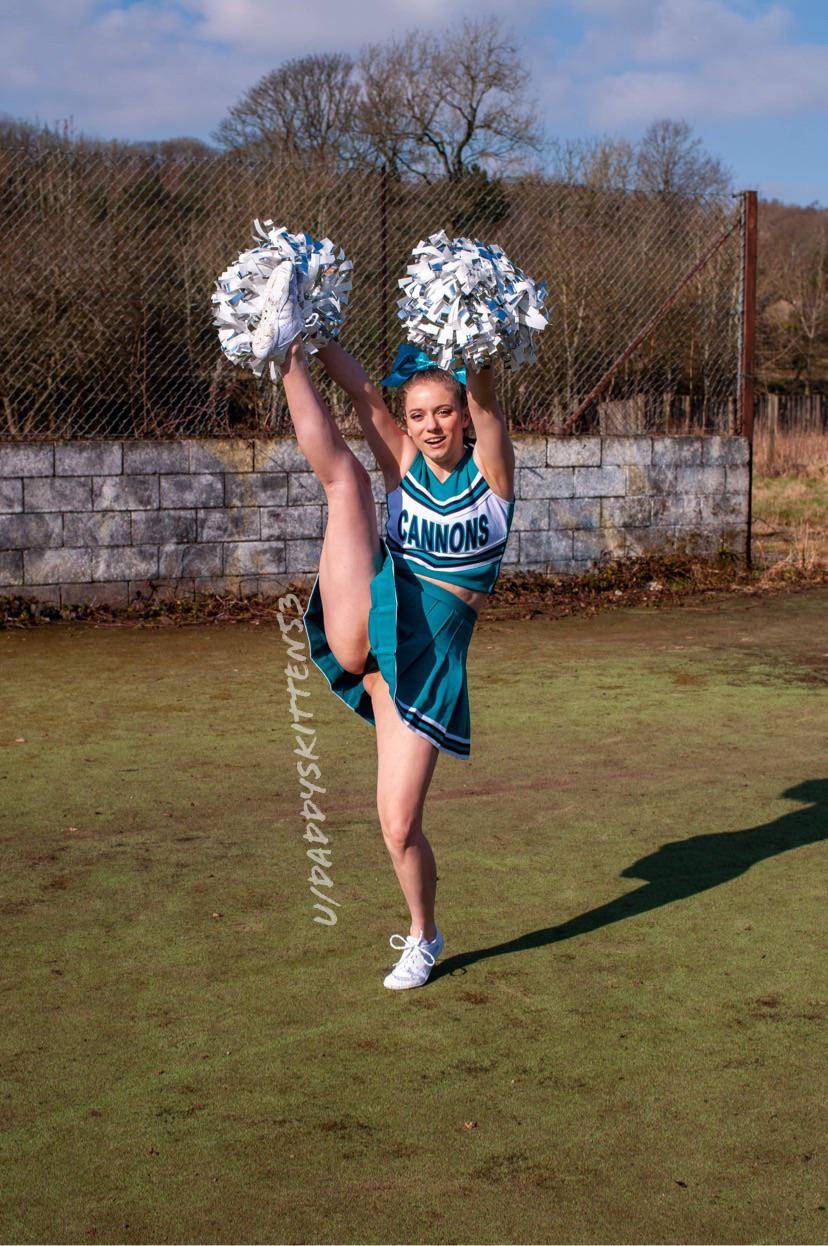 Do you like how high my kicks are? Scrolller