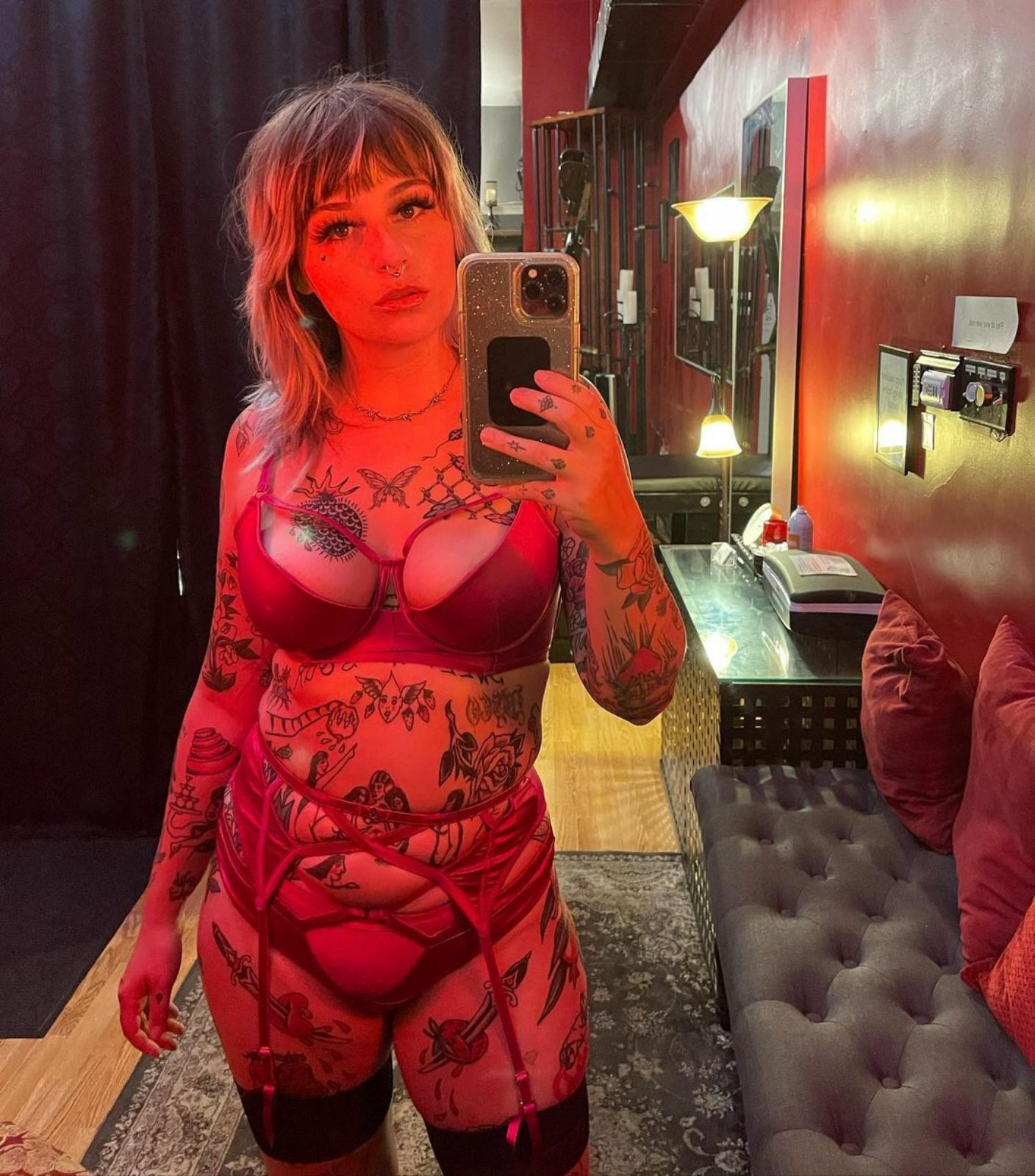 f4m-i-m-into-orgasm-denial-worship-face-sitting-femdom-worship