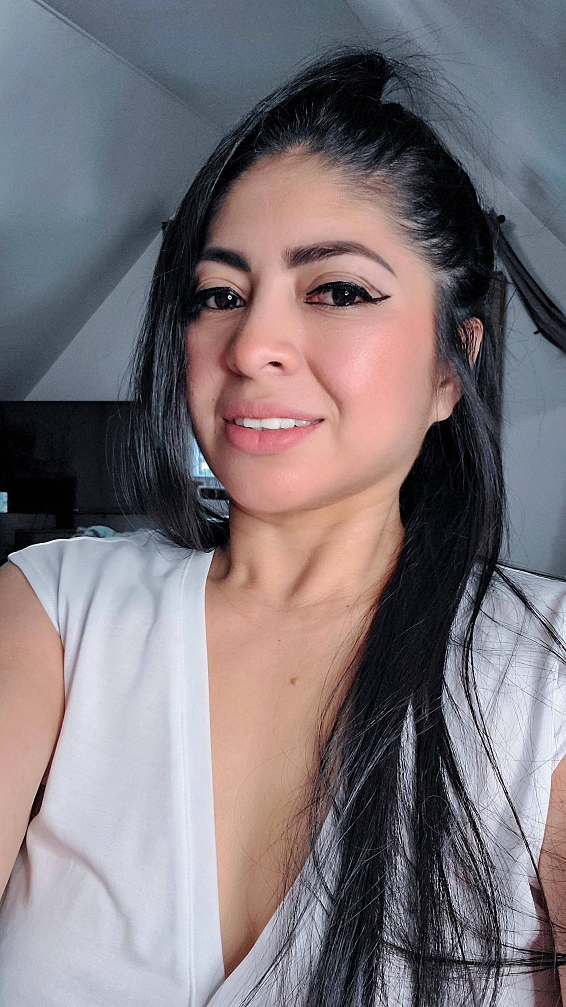 I'm just a 40 y/o latina mom | Scrolller