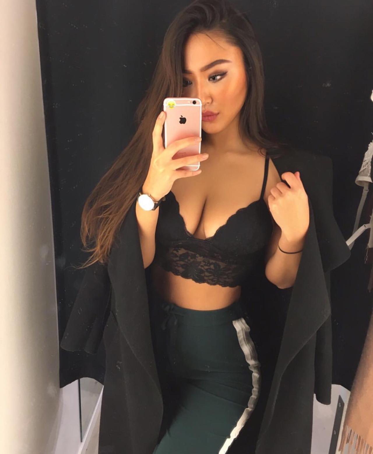 Alejita Rios' Next Video: What'S She Planning? - 6btceqj