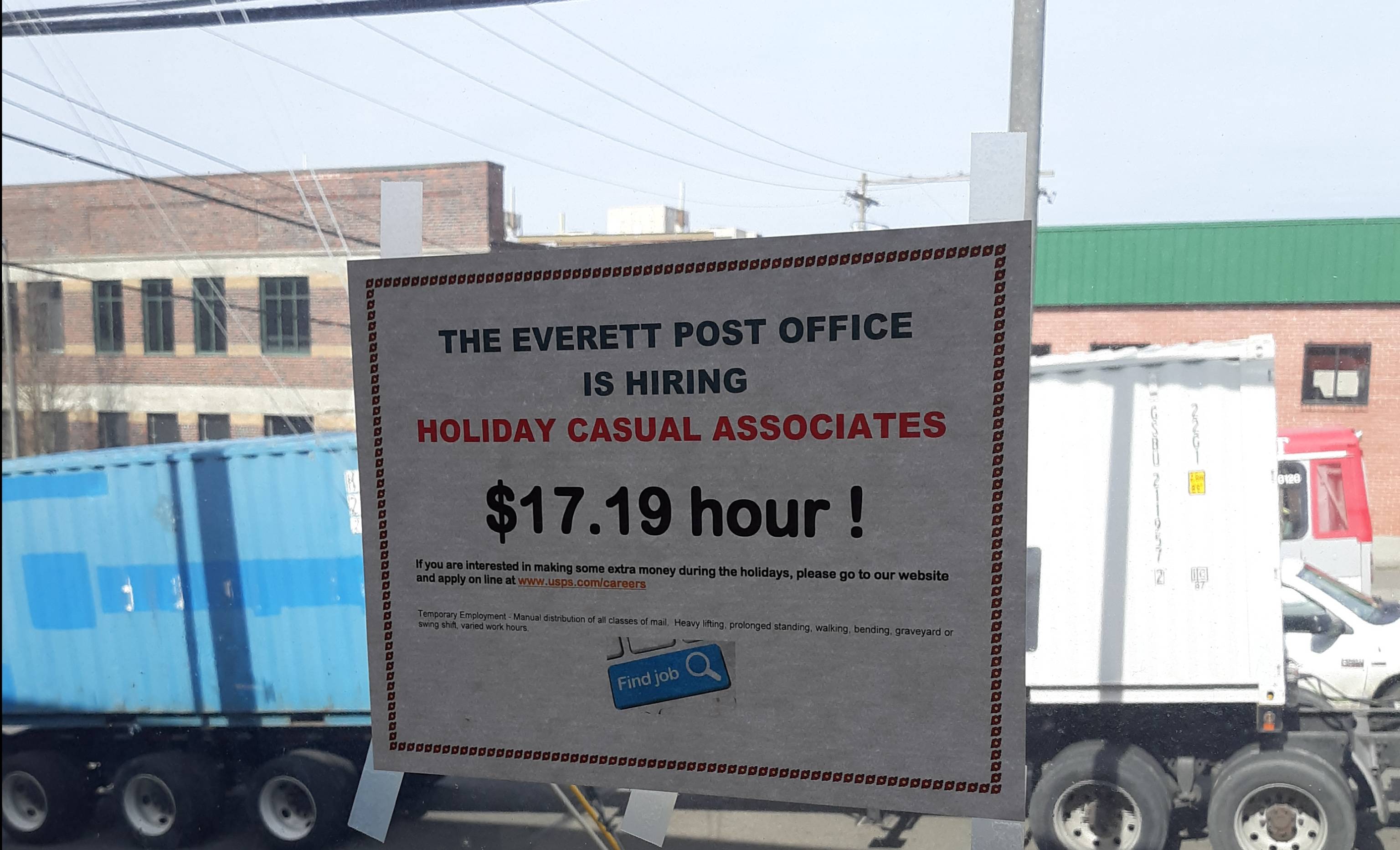 Its March 14, and the Everett Post Office still has Christmas stuff up Scrolller