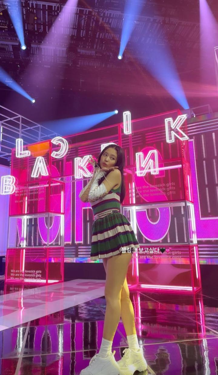 Jennii thiccc | Scrolller