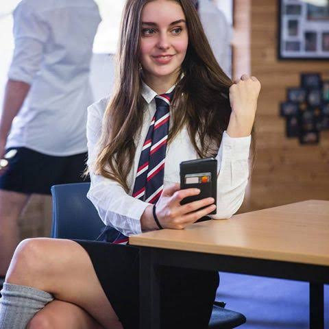 Would still love to fuck loserfruit (Kathleen belsten) over that table