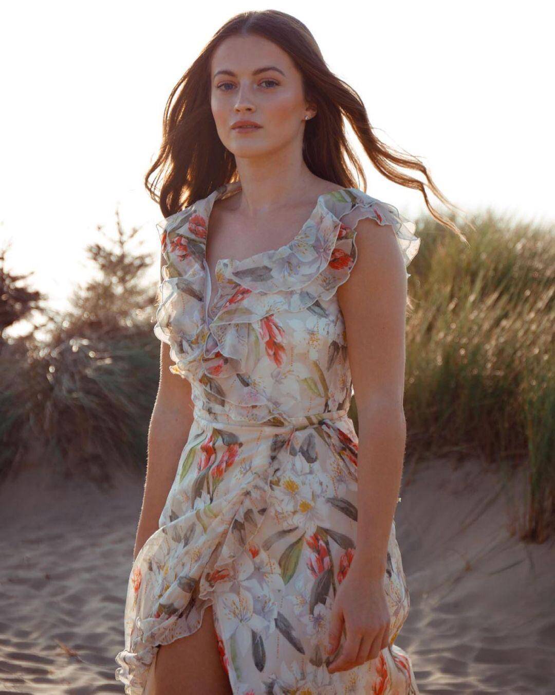 Lauren McQueen | Scrolller