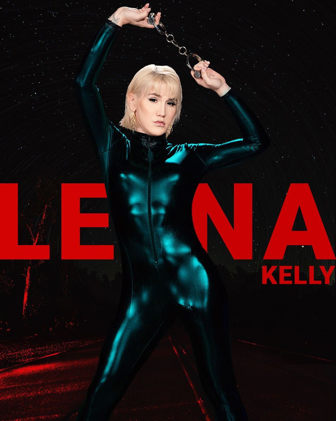 Lena Kelly | Scrolller