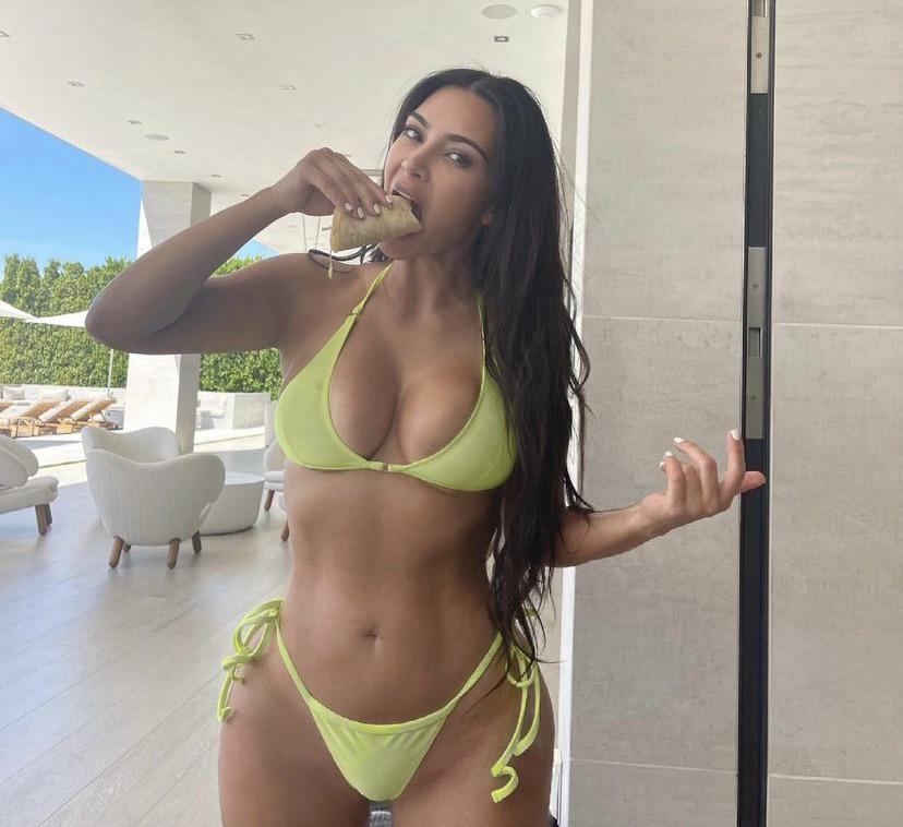 Lets jerk each other off to kim kardashian | Scrolller