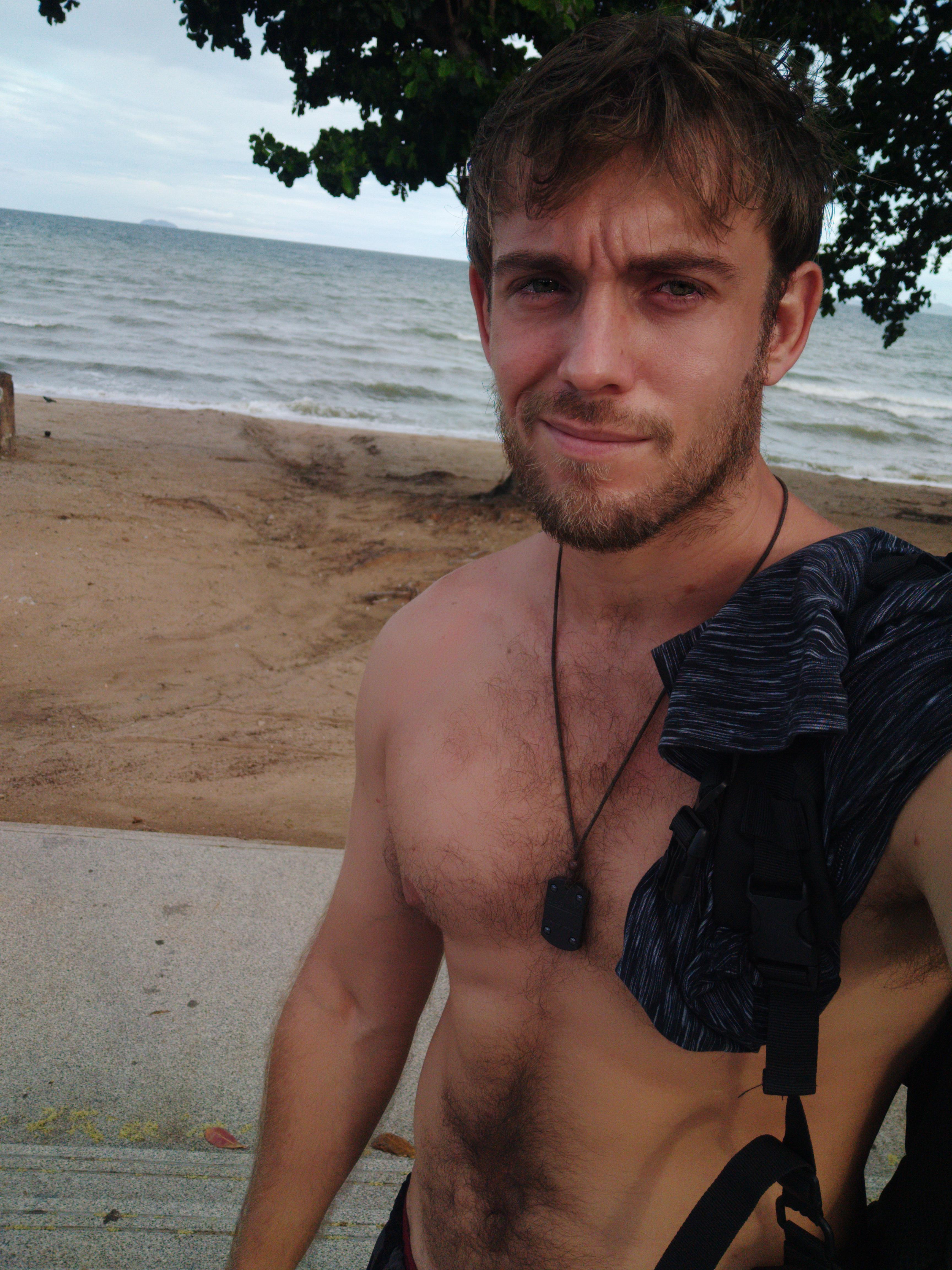 Like a beach boy 😎☀️ | Scrolller
