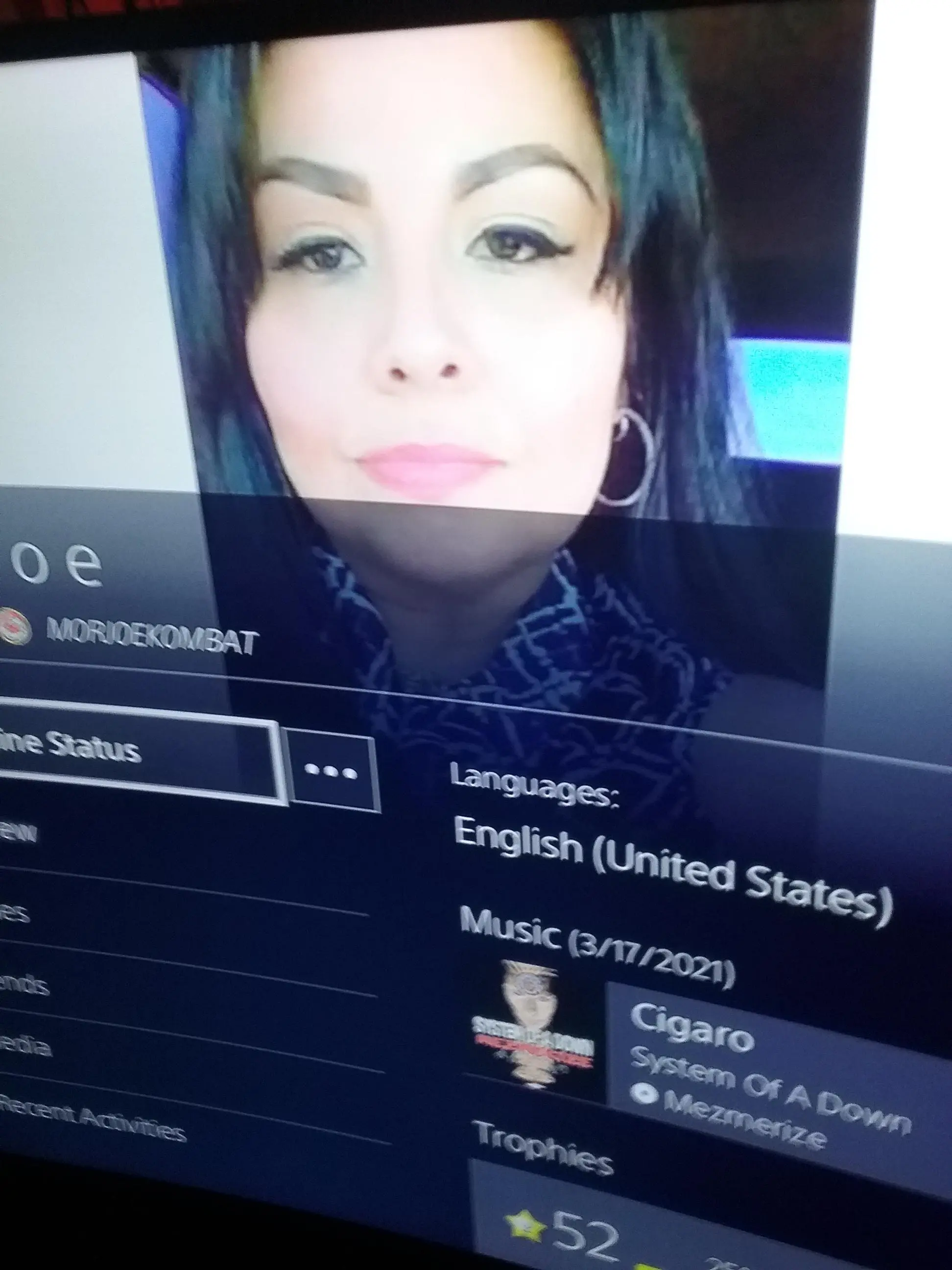 lol i have My MILF Mom Vicky as my wallpaper on my PlayStation 4 😎Bitch