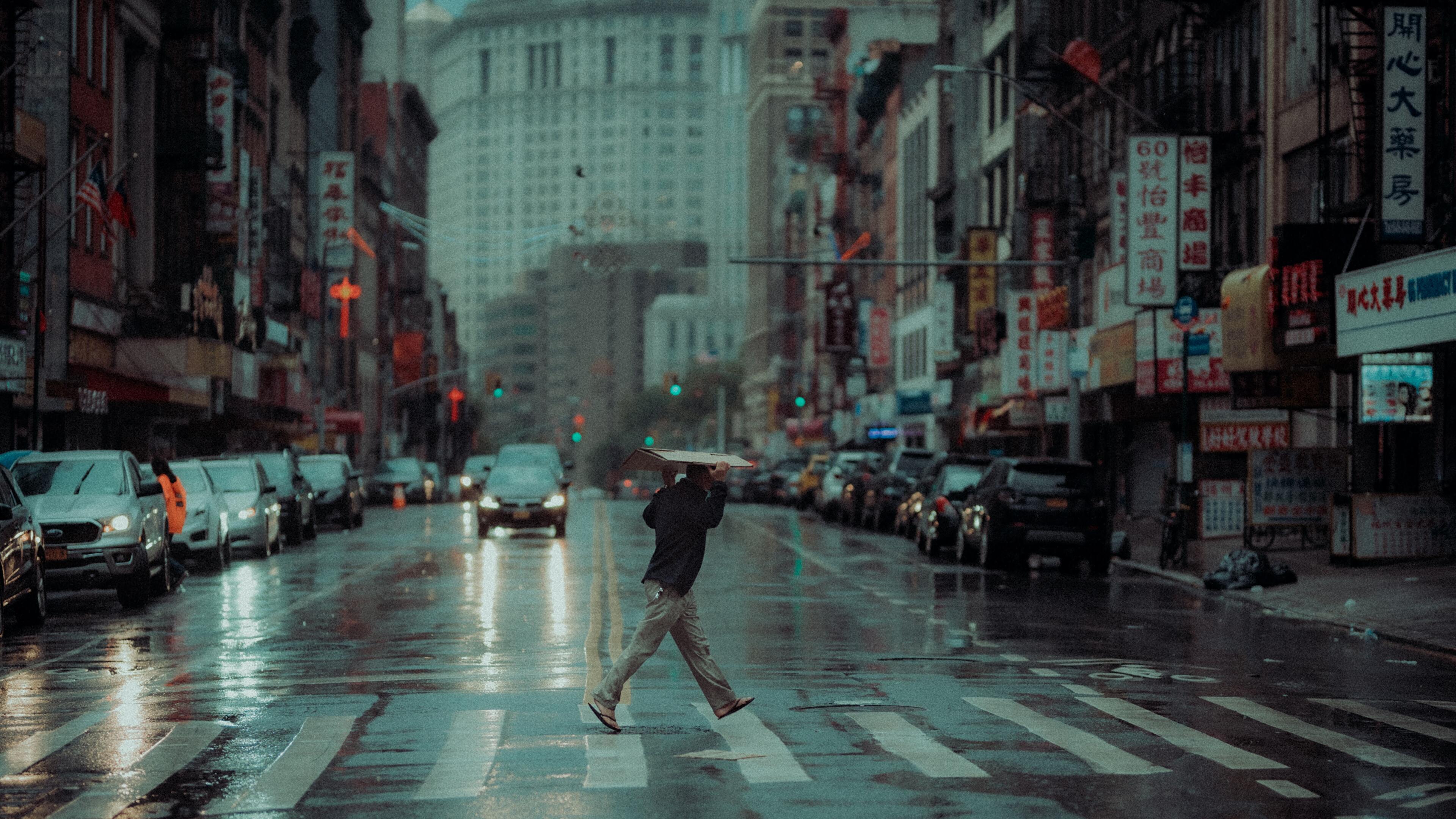 Manhattan rain (Photo credit to Lerone Pieters) [3840 x 2160] | Scrolller