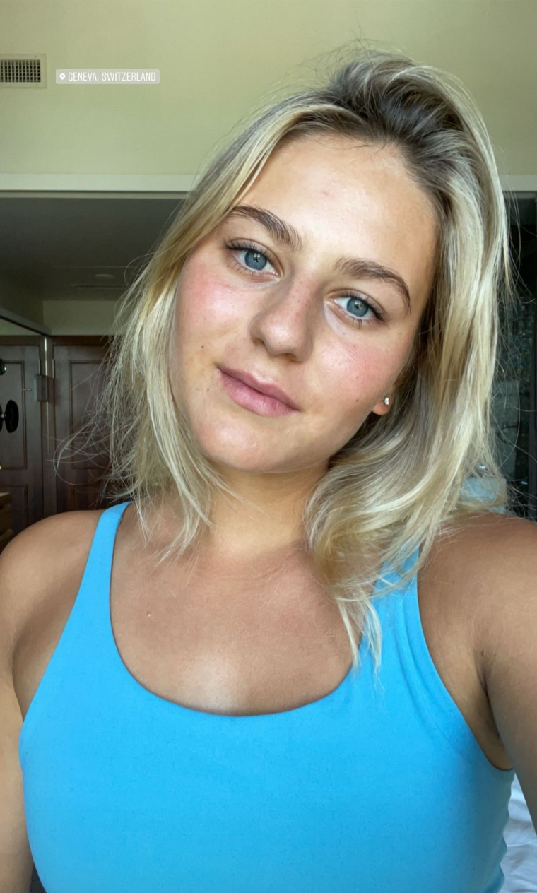 Marta Kostyuk Scrolller