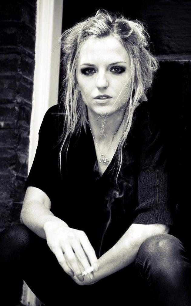 Maude Hirst Scrolller