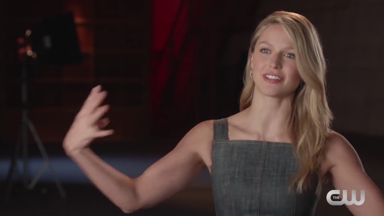 Melissa Benoist and her strong arms and pretty face. | Scrolller