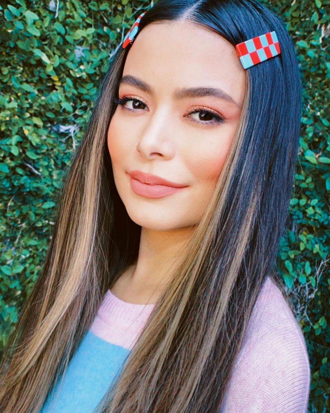 Miranda Cosgrove S Lips Are Perfect For A Blowjob Imagine Cumming In Her Mouth How Would You