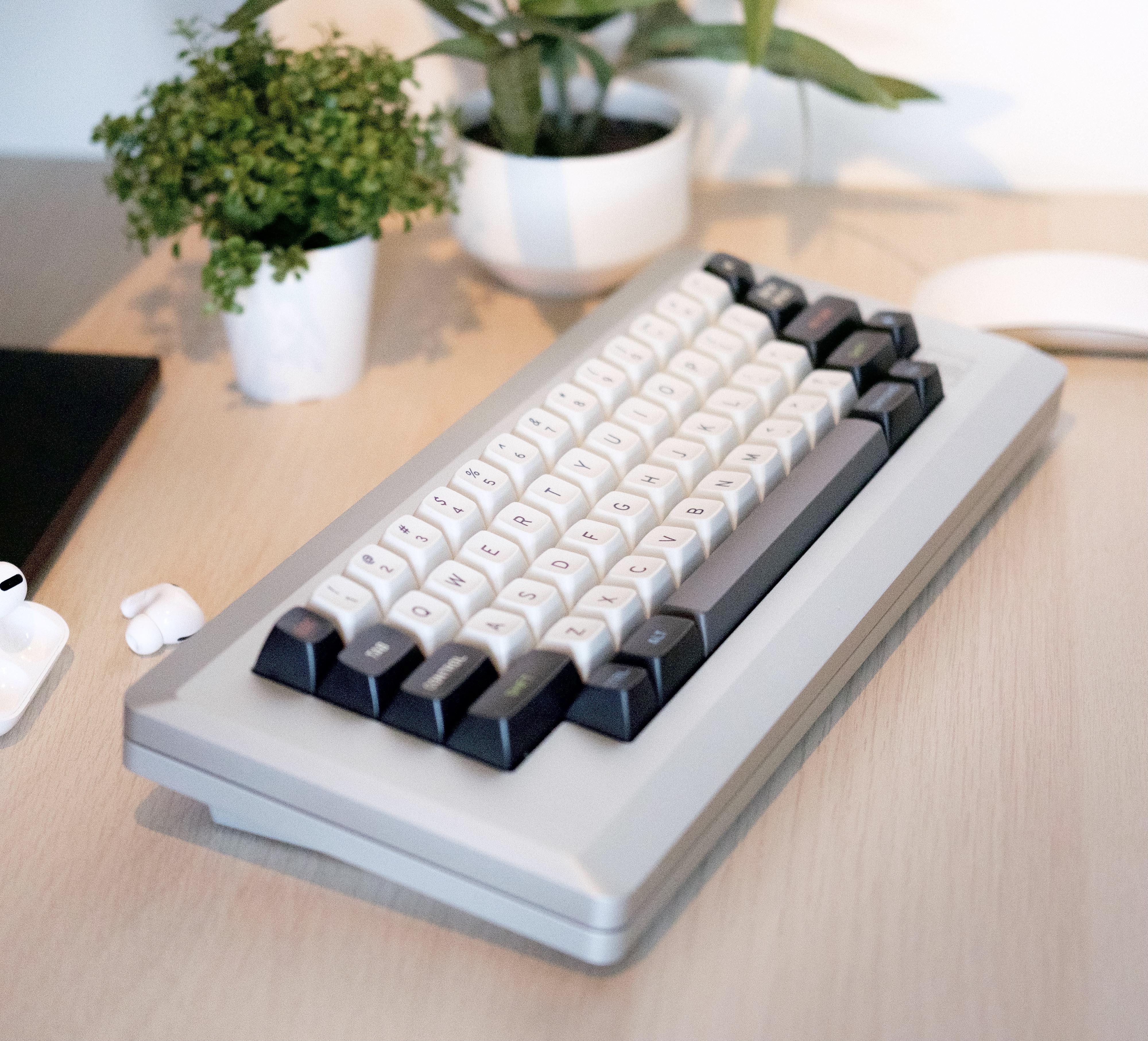 Modern M0110 with MT3 /dev/tty & Susuwatari Modifiers | Scrolller