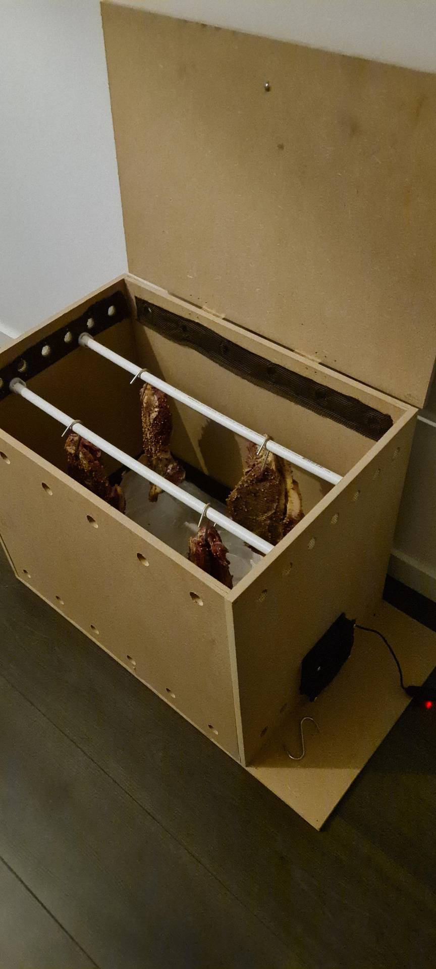 My box is finally finished. Butcher didnt have what i wanted so got ...