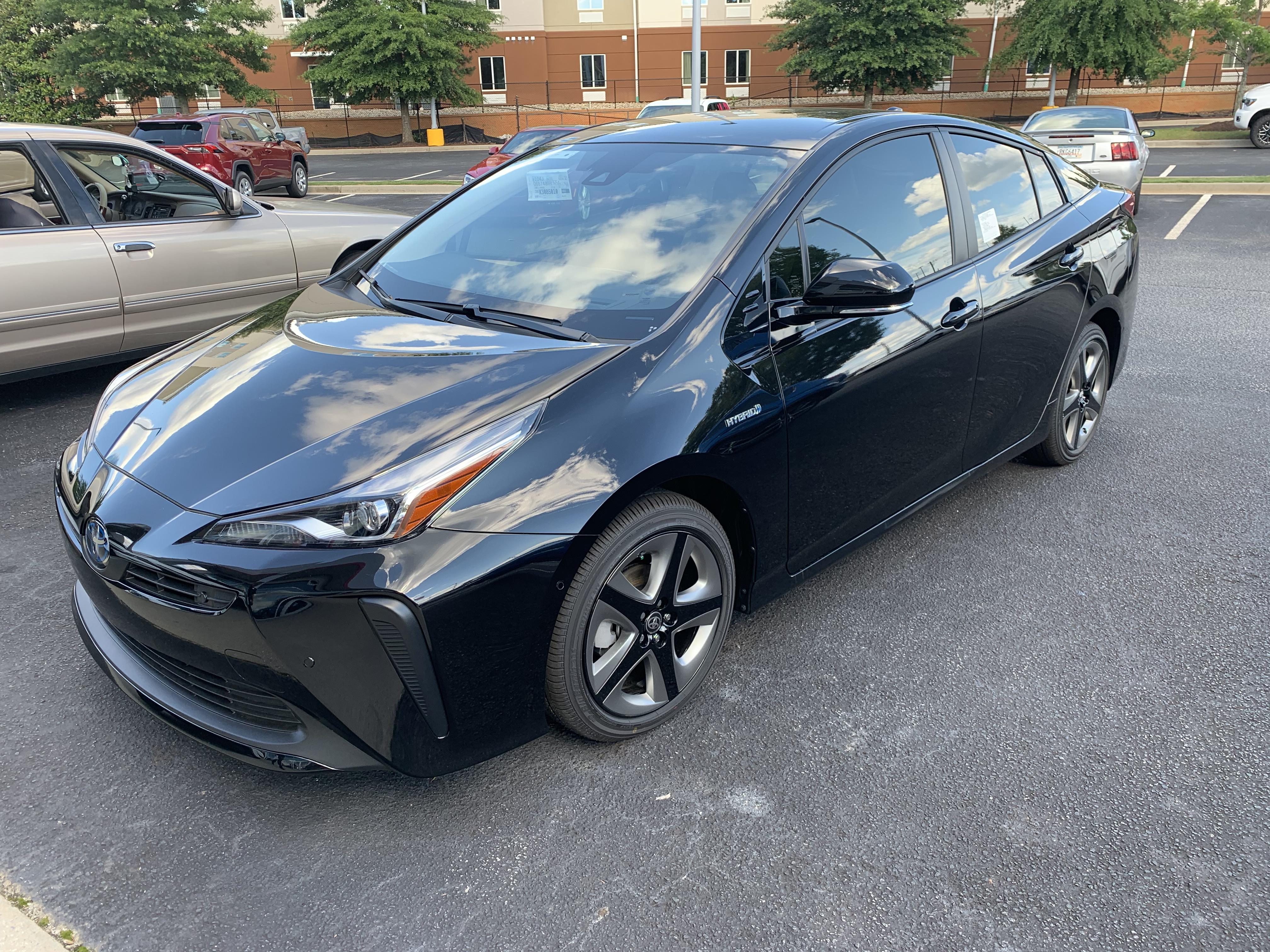 My new ‘19 Prius Limited! | Scrolller