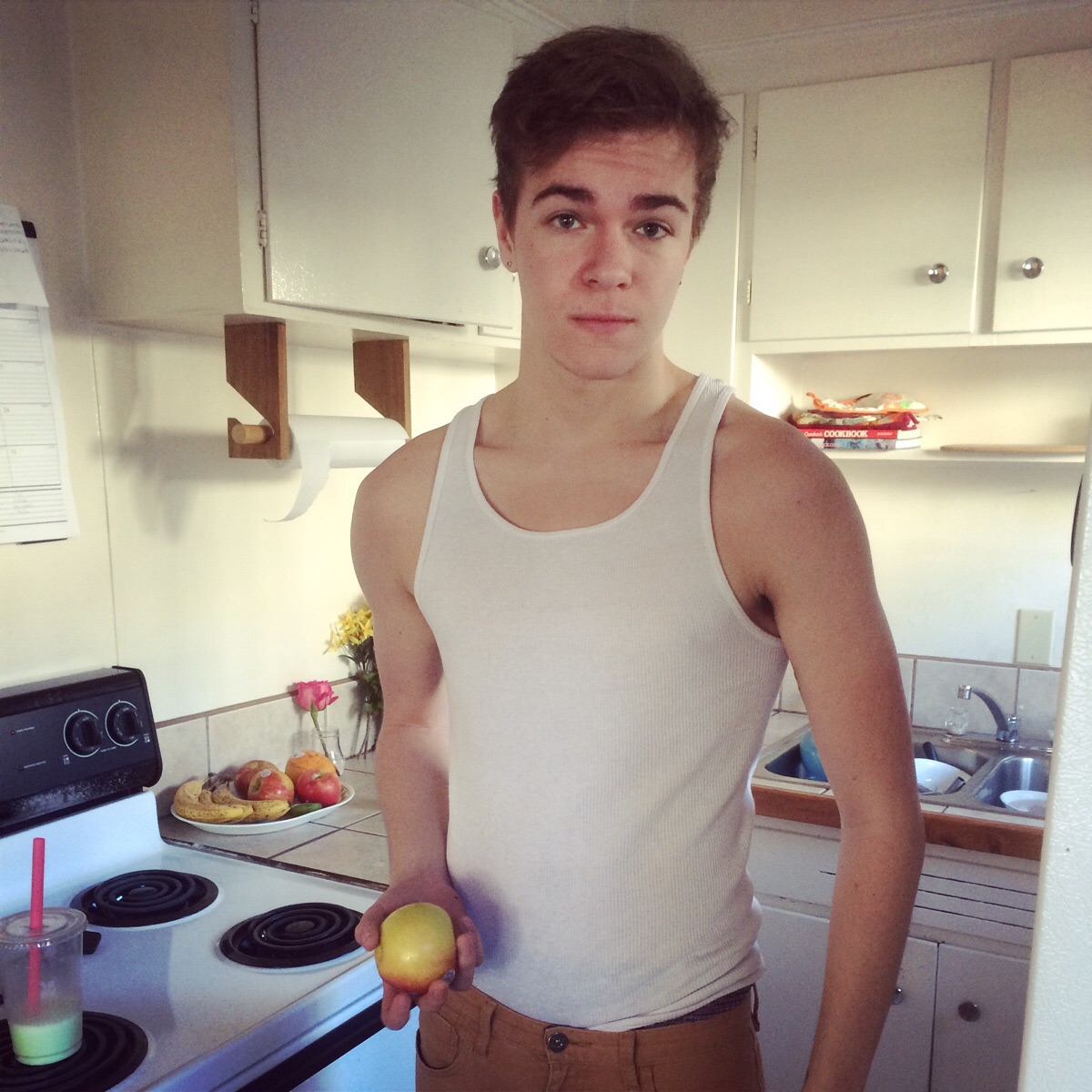 My straight best friend Scrolller