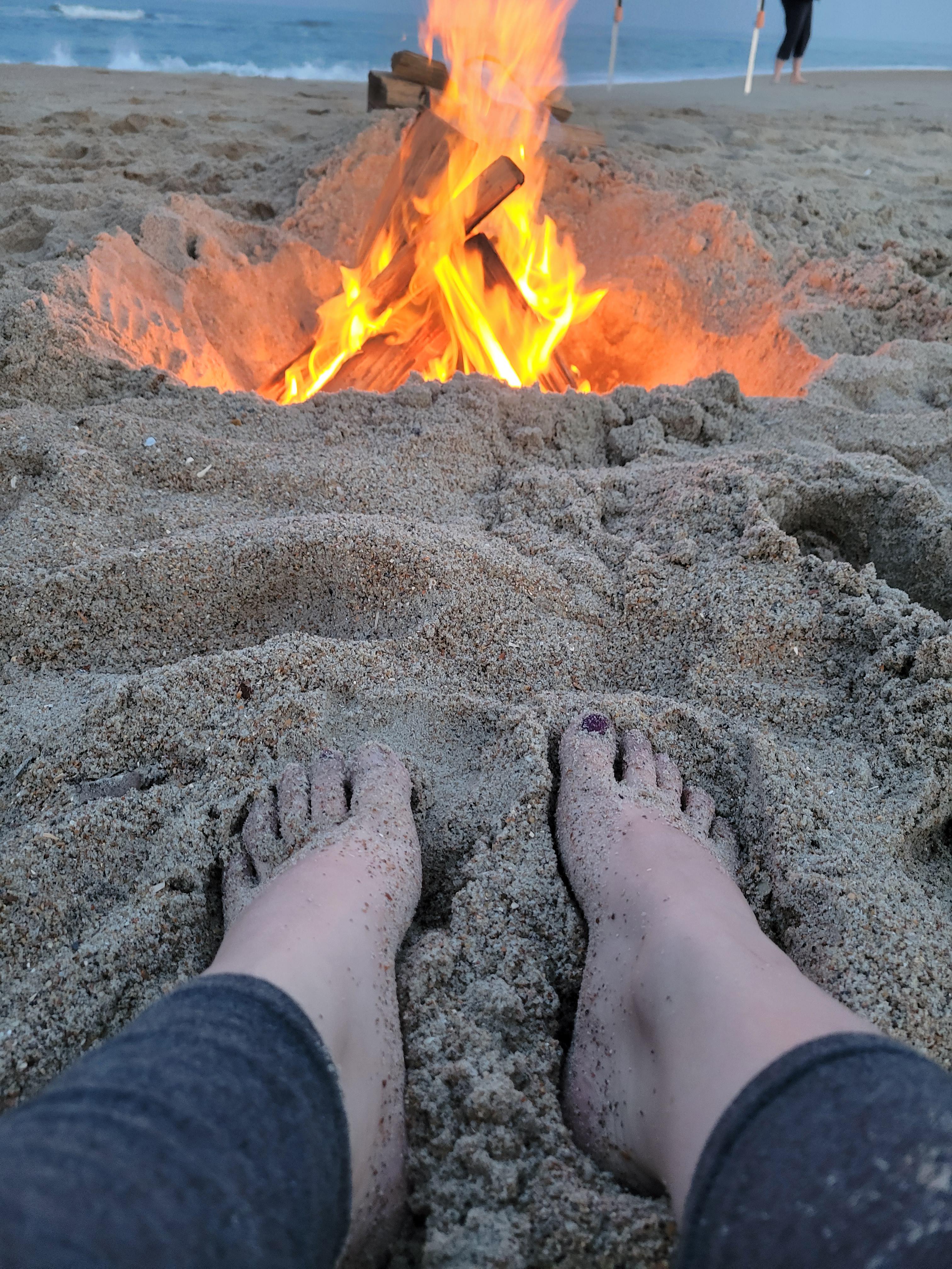 my toes got really hot when they got a little close to the fire>