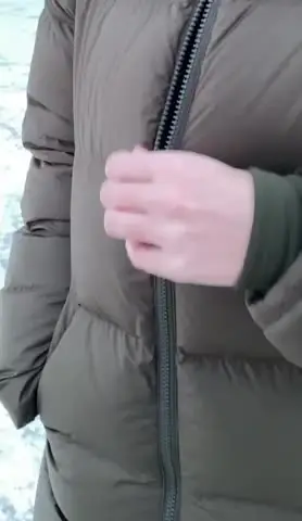 My winter tinder date stopped to take a peak at what was under all the layers! 🤭☃️ [GIF]