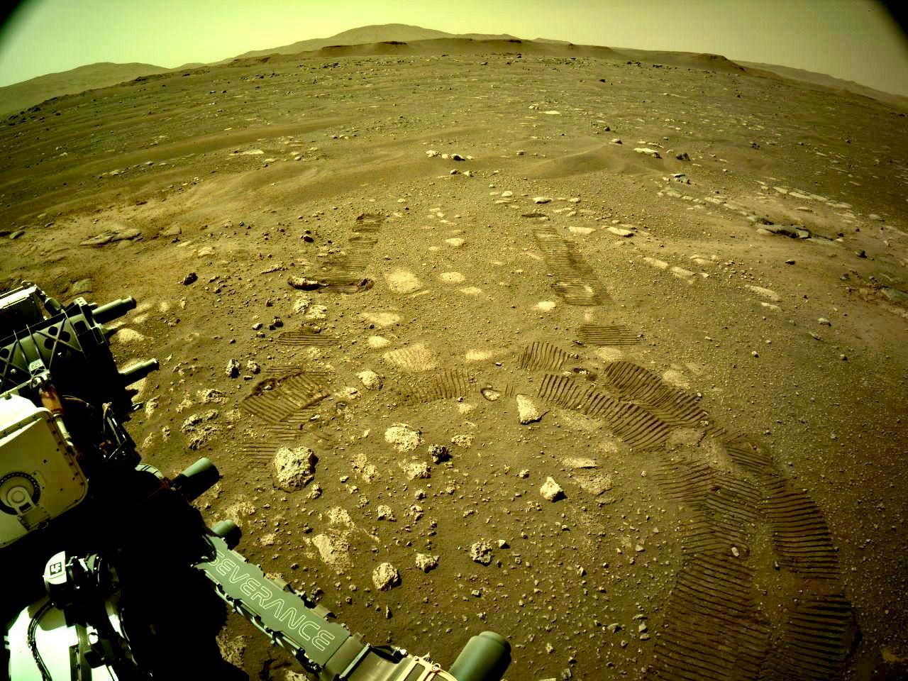NASA Perseverance Rover’s first tracks on Mars | Scrolller