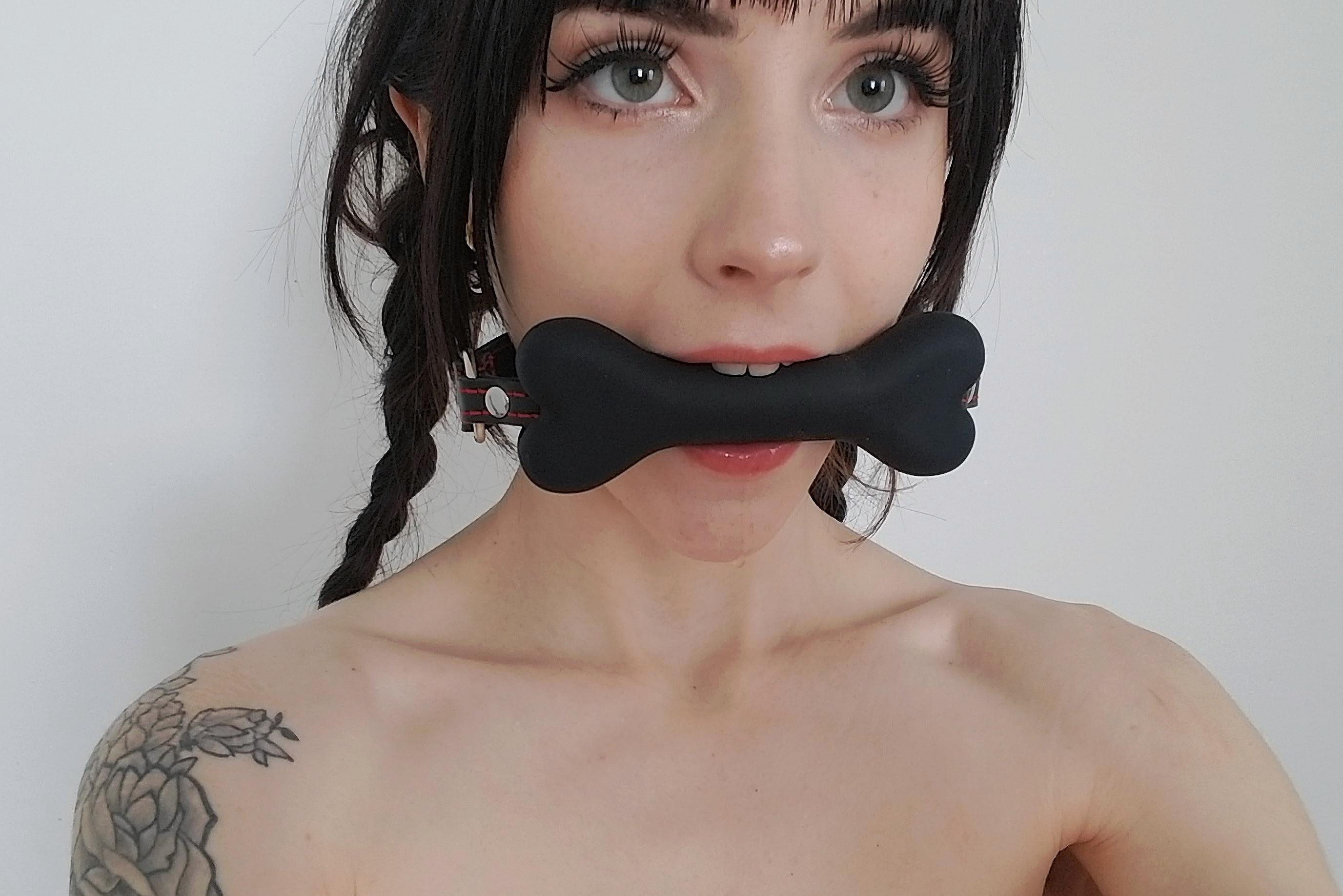 Need someone to tame me 🖤 