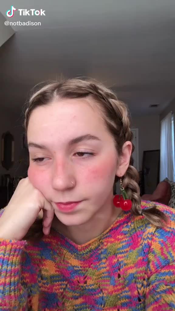 NERDIEST TIK-TOK THOT DOES FULL NUDE CONTENT FOR HER ONLYFNS (LINK 🔗 IN