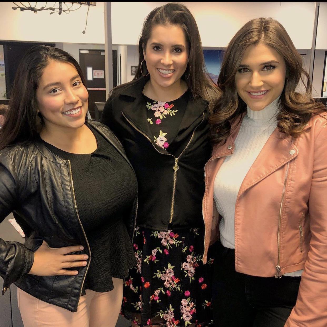 News Babes Scrolller