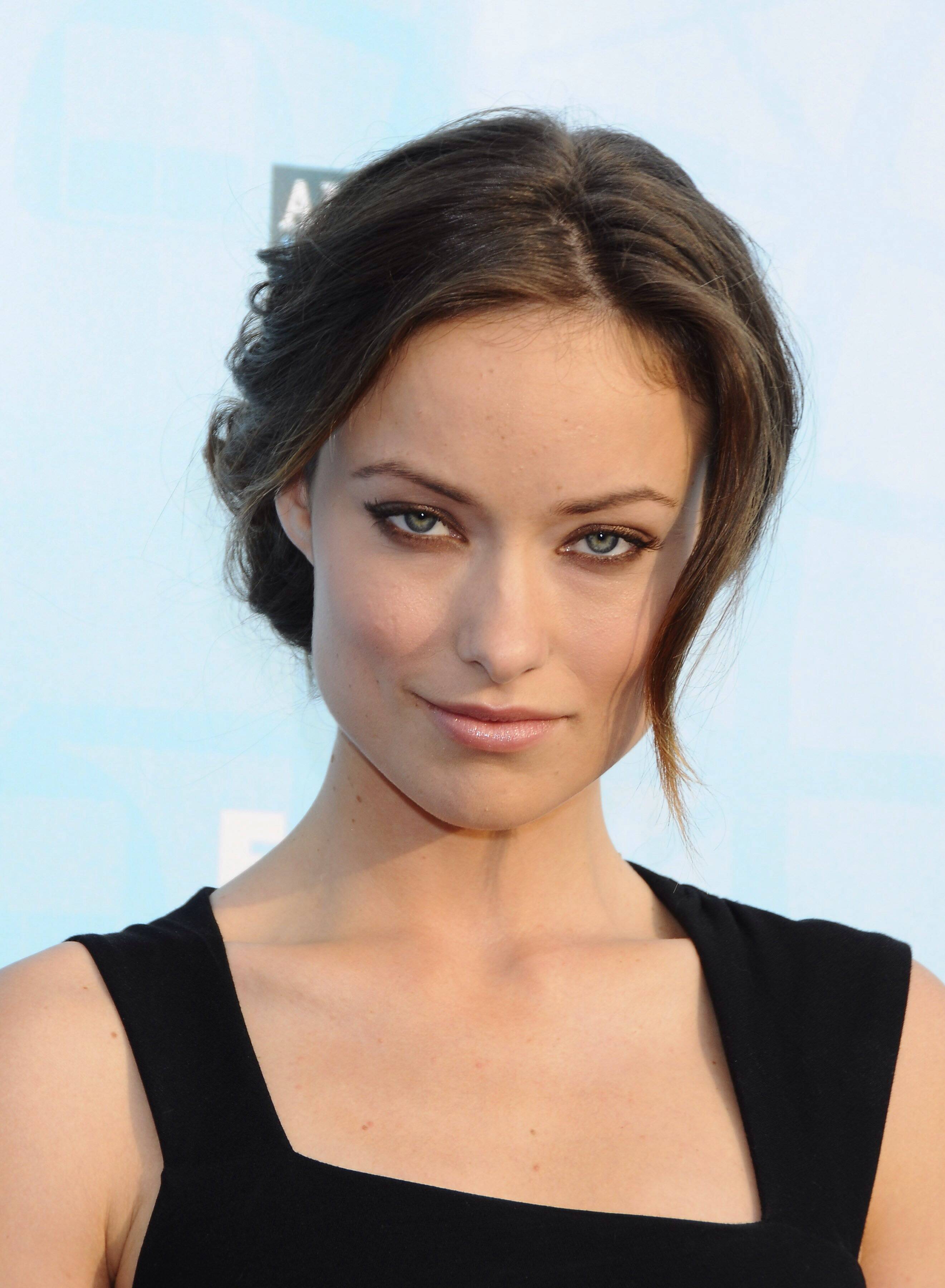 Olivia Wilde Scrolller