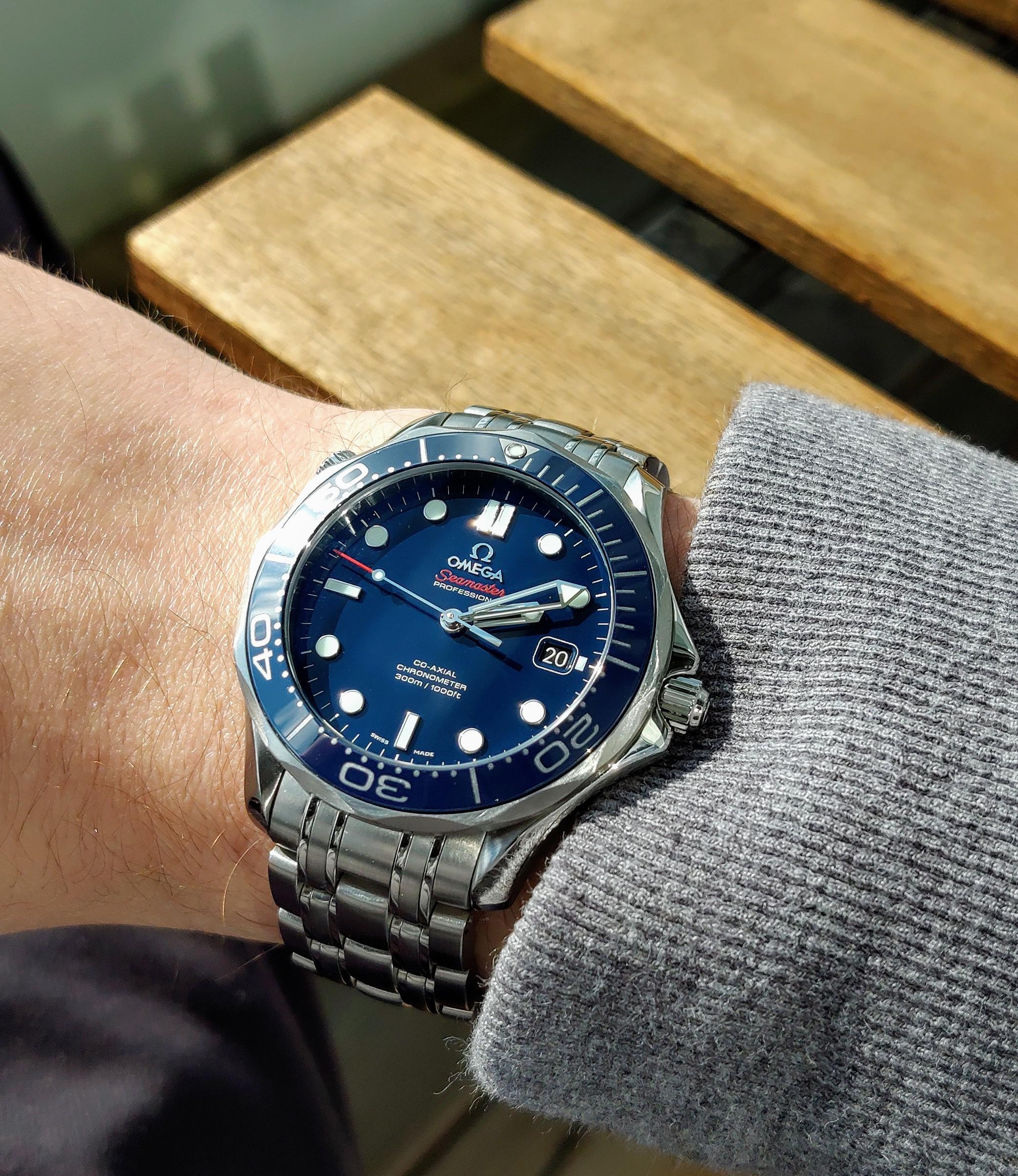 [Omega Seamaster] Weekend Blues | Scrolller