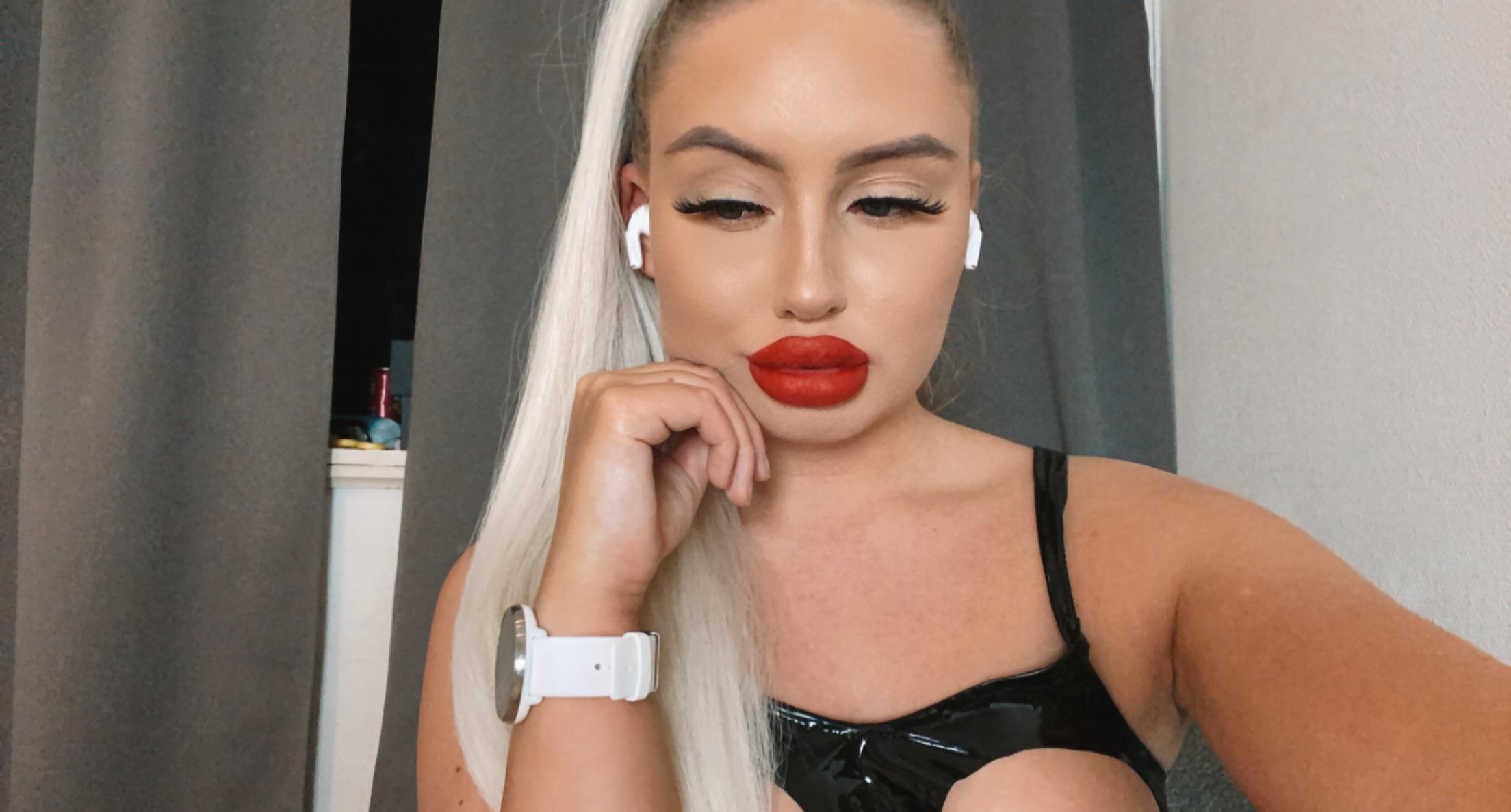 Onlyfans🥵🥵 | Scrolller