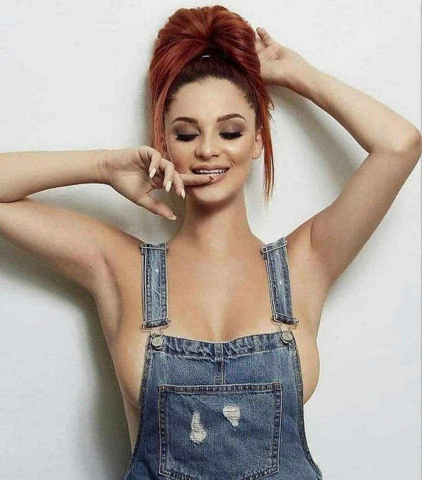 overflowing-in-her-overalls-scrolller