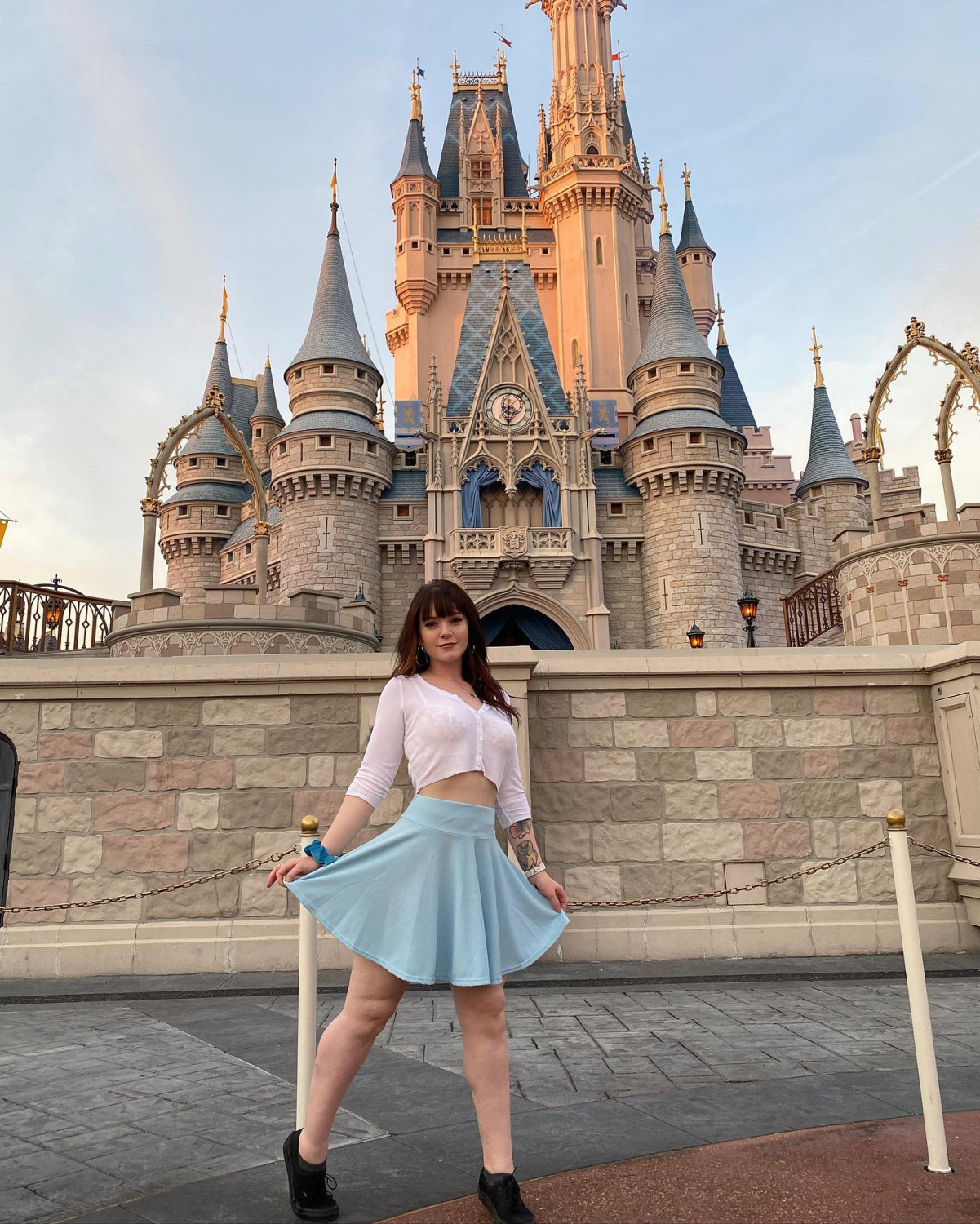 PAWG Princess Emily Lynne Scrolller