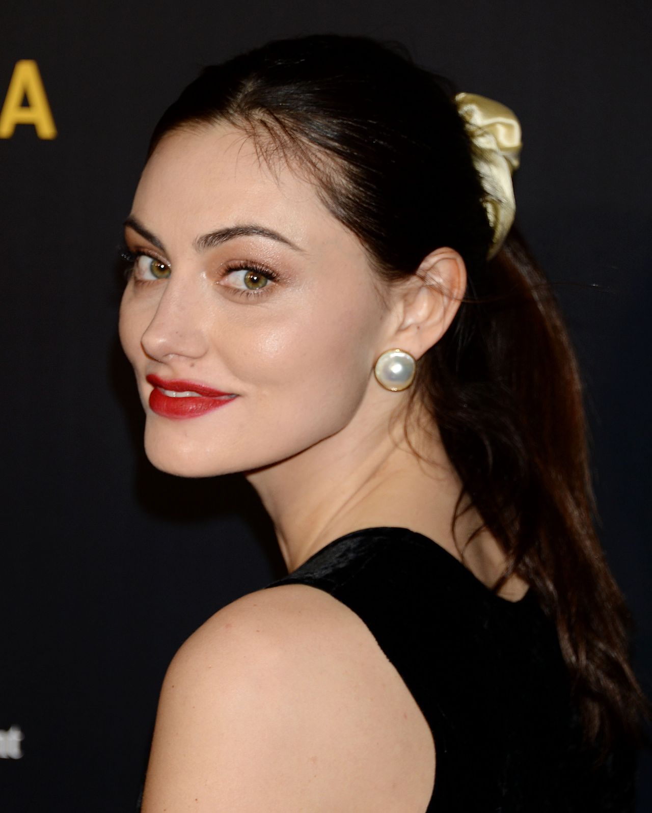 Phoebe Tonkin | Scrolller