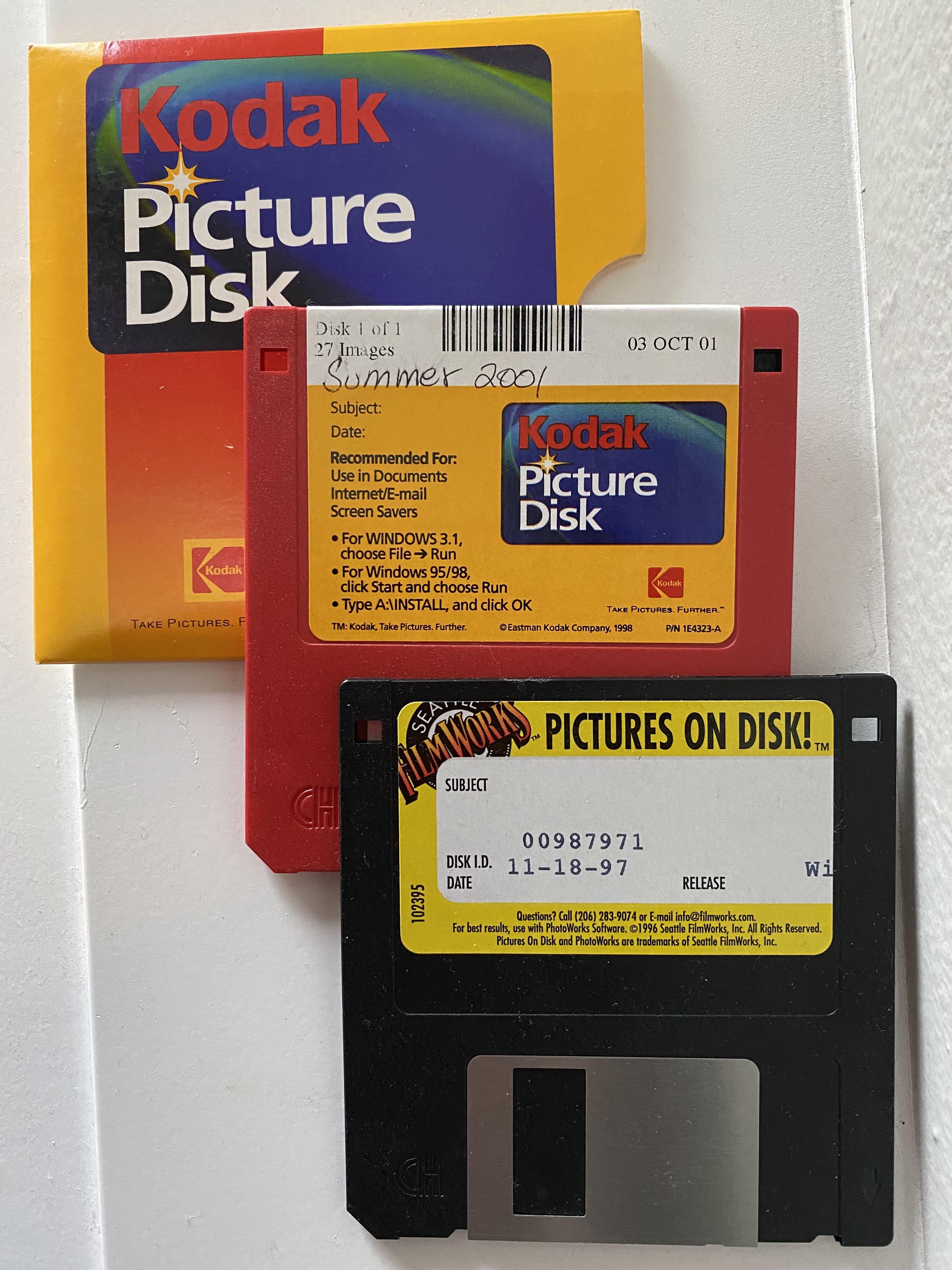 Picture Disks - the latest in 1990s technology! | Scrolller