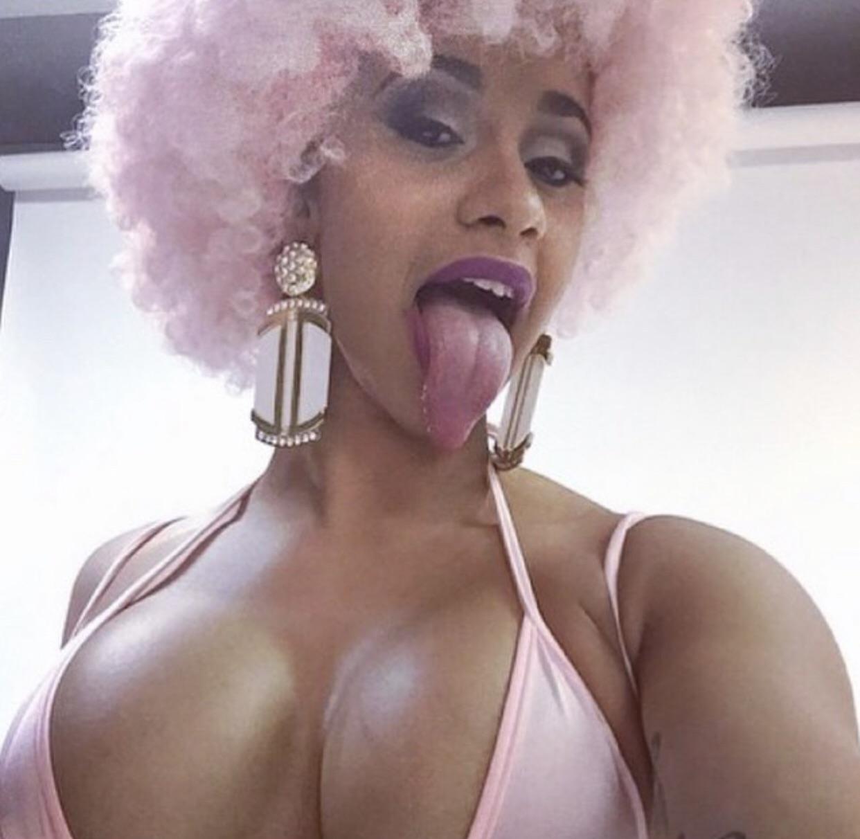 Pink Hair, Huge Tits, Long Tongue, Yes Please | Scrolller