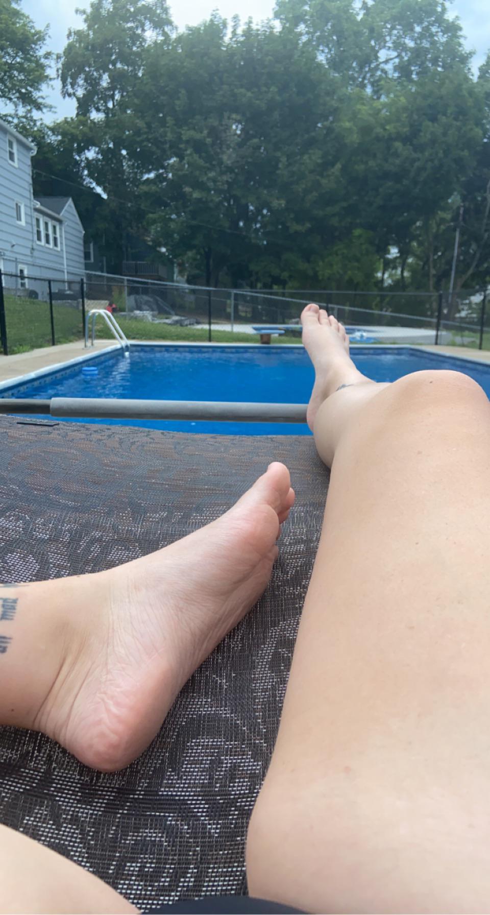 Scrolller Pool Pool day | Scrolller