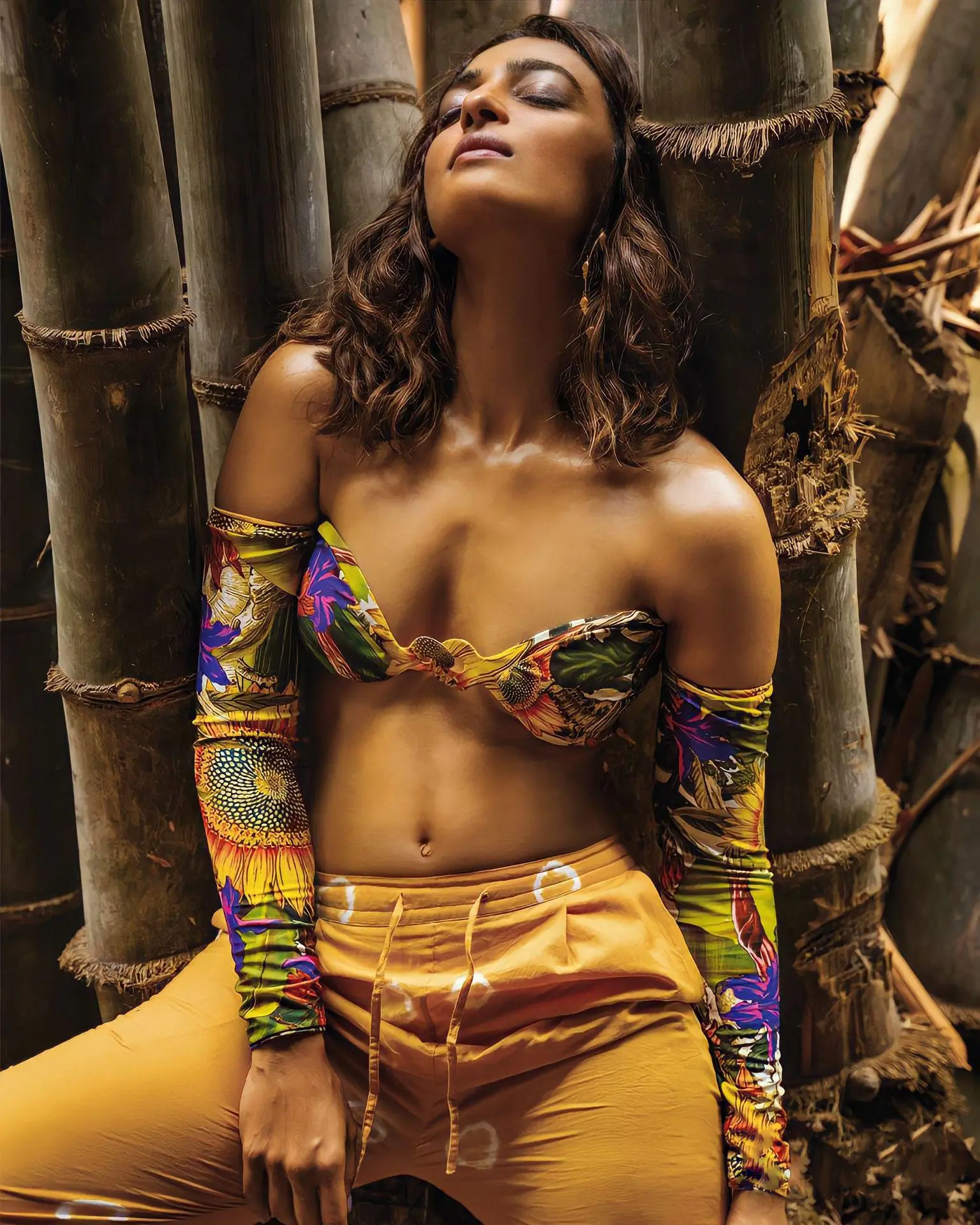 Radhika Apte. Chocolate body. Eat her pussy boobs out