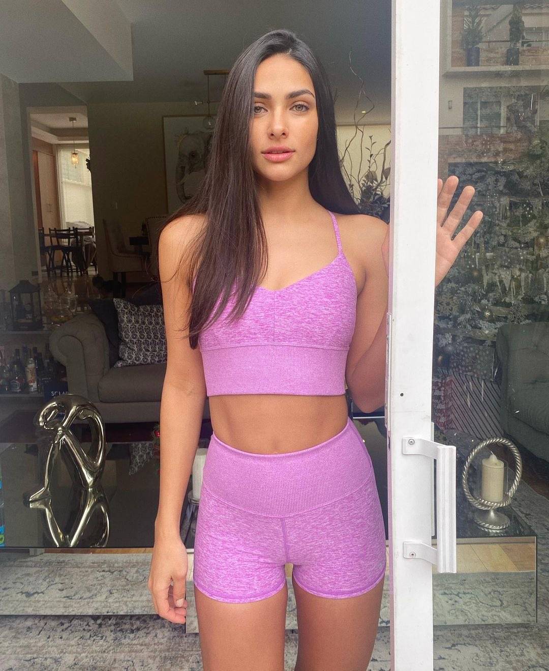 Renata Notni | Scrolller