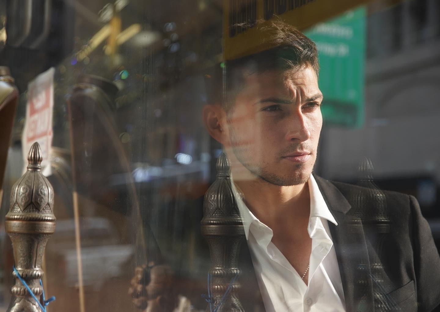 Rob the model | Scrolller