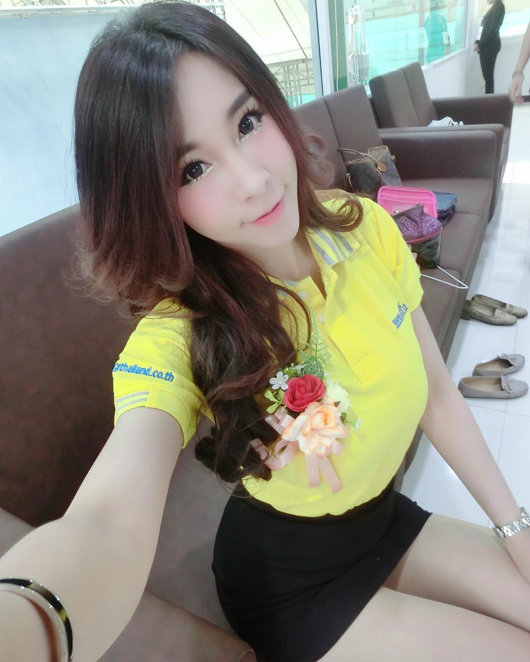 Sexy Thai Cutie Pie Waitress Bangkok Scrolller