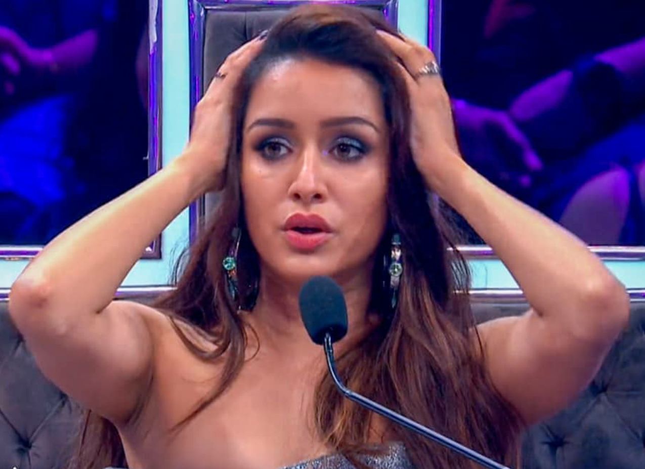 Shraddha Kapoor Scrolller