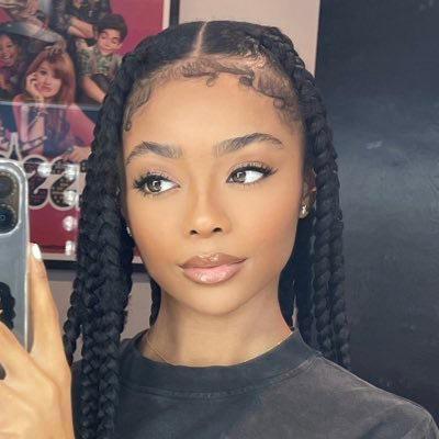 Skai Jackson’s pretty ebony face needs to be covered in amounts of cum