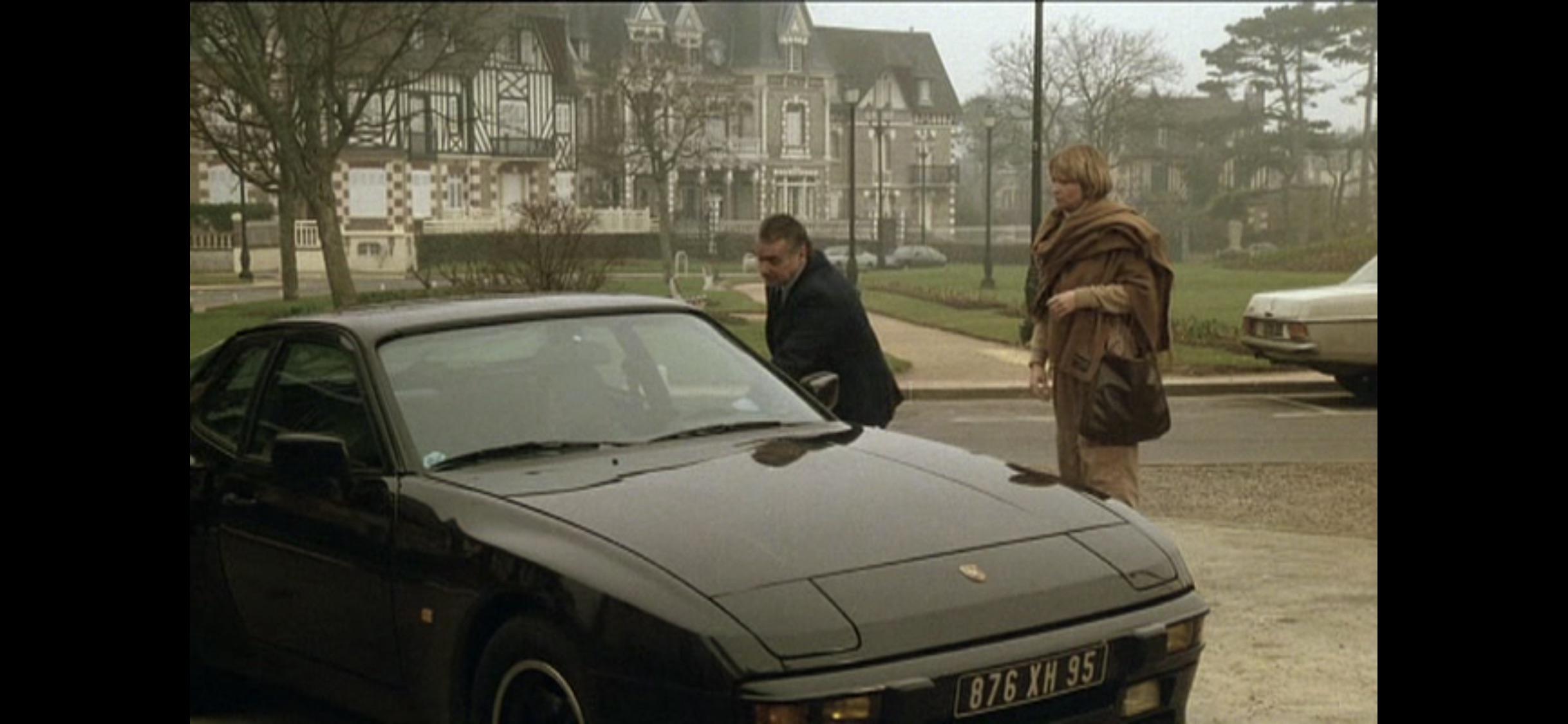 Spotted yesterday in « On ne meurt que deux fois » 1985 with Michel