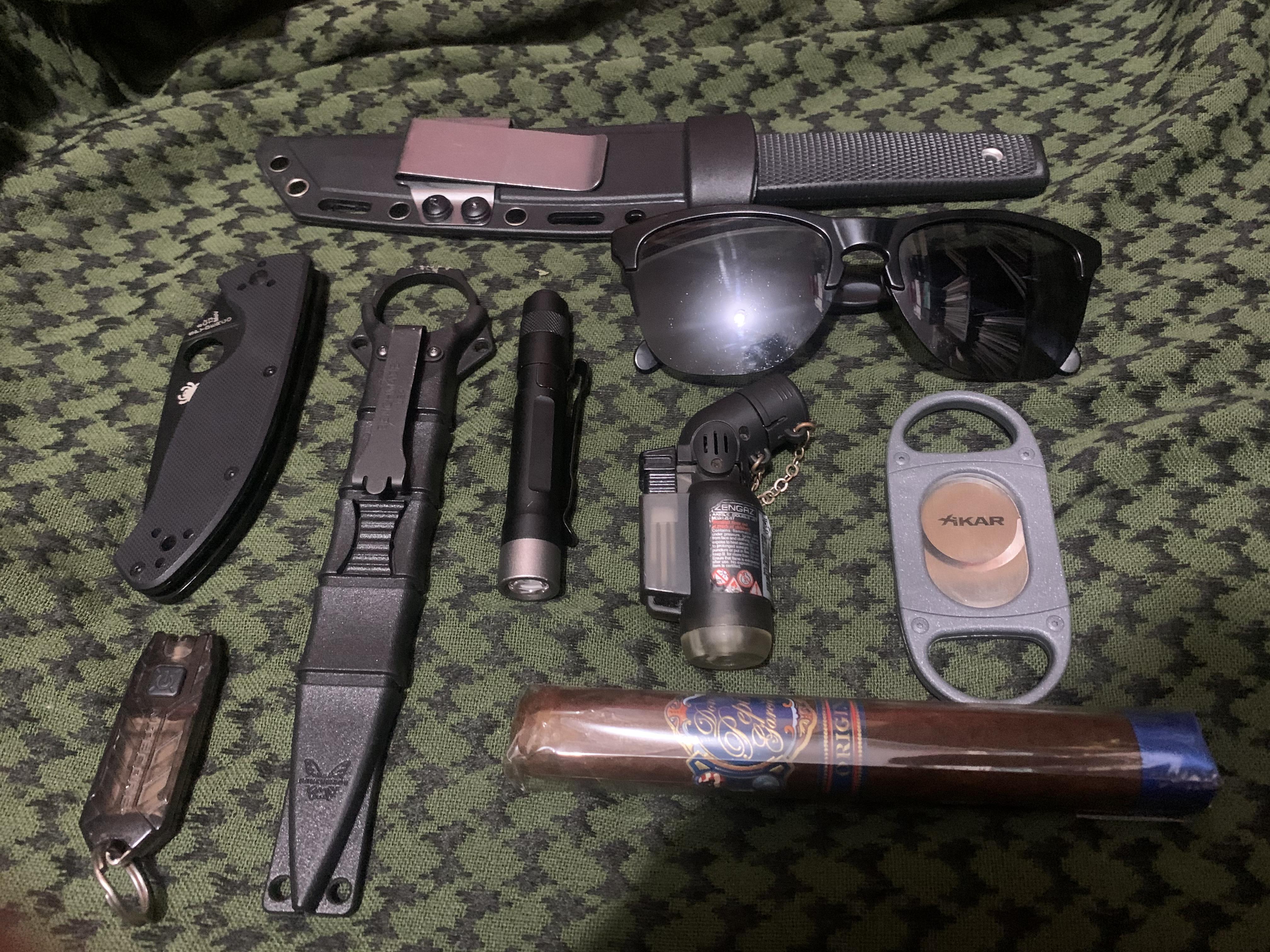 Tactical Cigar Scrolller