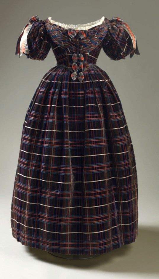 Tartan Dress With Velvet Ribbon