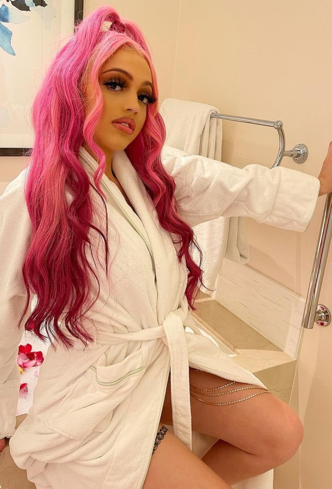 Discover more like Woahvicky: That face 🍌💧 and Related Content | Scrolller