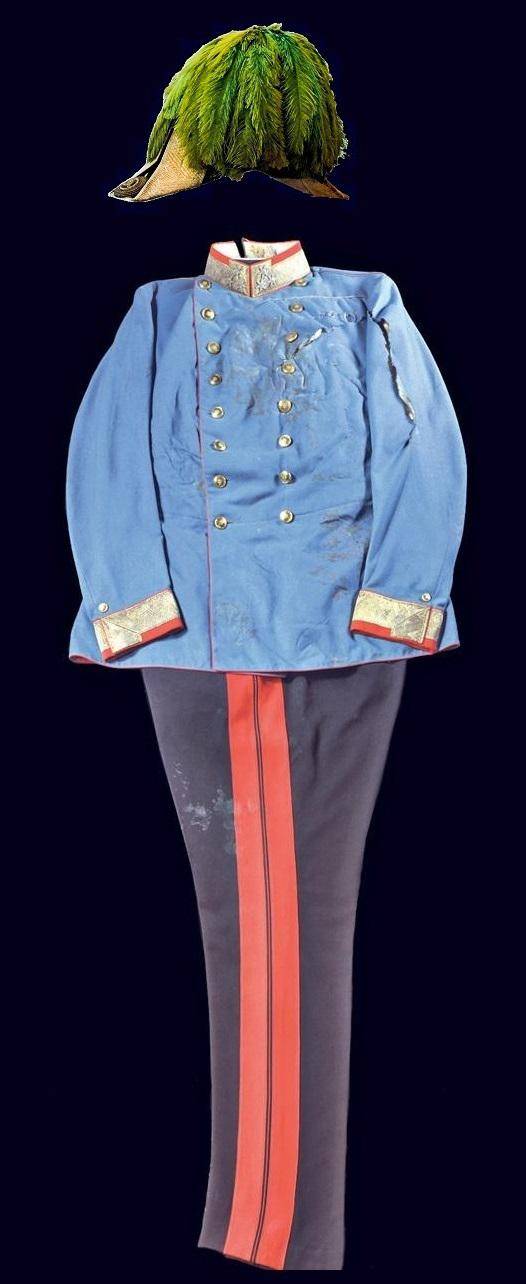 The uniform Archduke Franz Ferdinand was wearing during his ...